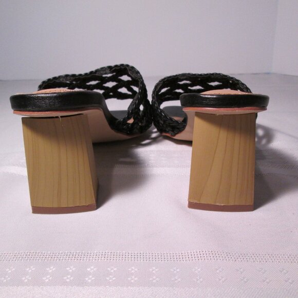 Journee Evvie Sandal Black Weave Sz 6 NIB - Picture 8 of 8